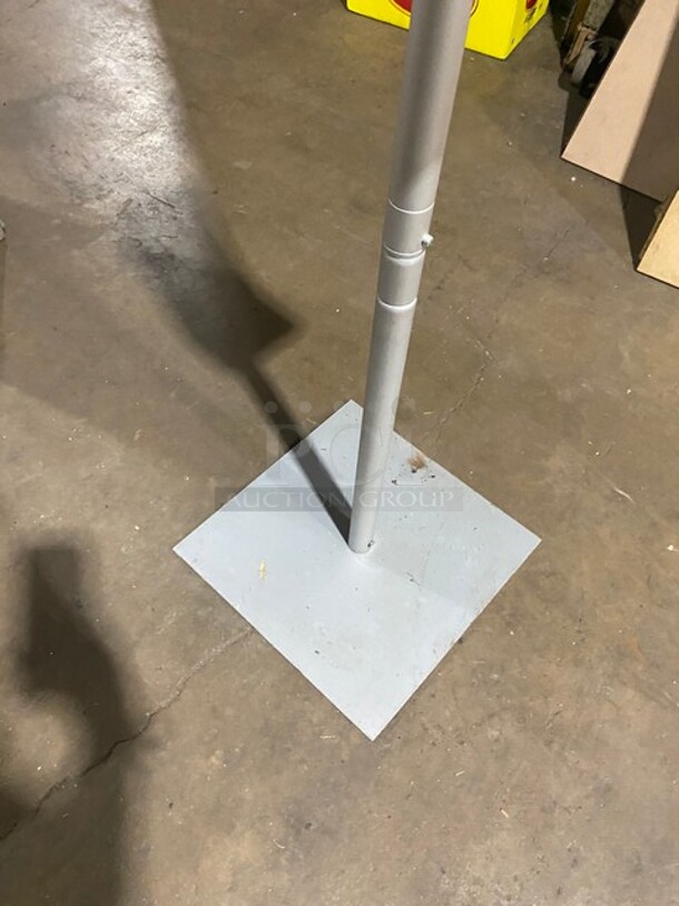Commercial Menu Stand! - Image 4 of 4