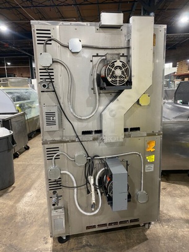 American Range Commercial Natural Gas Powered Double Deck Convection Oven! With Solid Doors! All Stainless Steel! On Casters! 2x Your Bid Makes One Unit! Model: MSD2 SN: 150708080 - Image 3 of 10