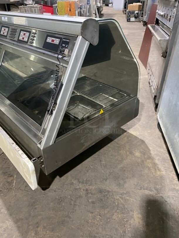 Henny Penny Commercial Countertop Electric Powered Heated Food Display Case Merchandiser! With Rear Access Sliding Doors! With Lowering Prep Line! Stainless Steel Body! (MEASUREMENTS INCLUDE PREPLINE) Model: HMR105 SN: HA1305063 120/208V 60HZ 1 Phase - Image 4 of 12