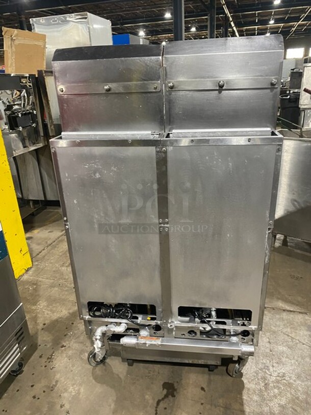 Pitco Frialator Stainless Steel Commercial Natural Gas Powered 2 Bay Deep Fat Fryer w/ 4 Metal Fry Baskets! On Commercial Casters! MODEL SSH55   - Image 3 of 11