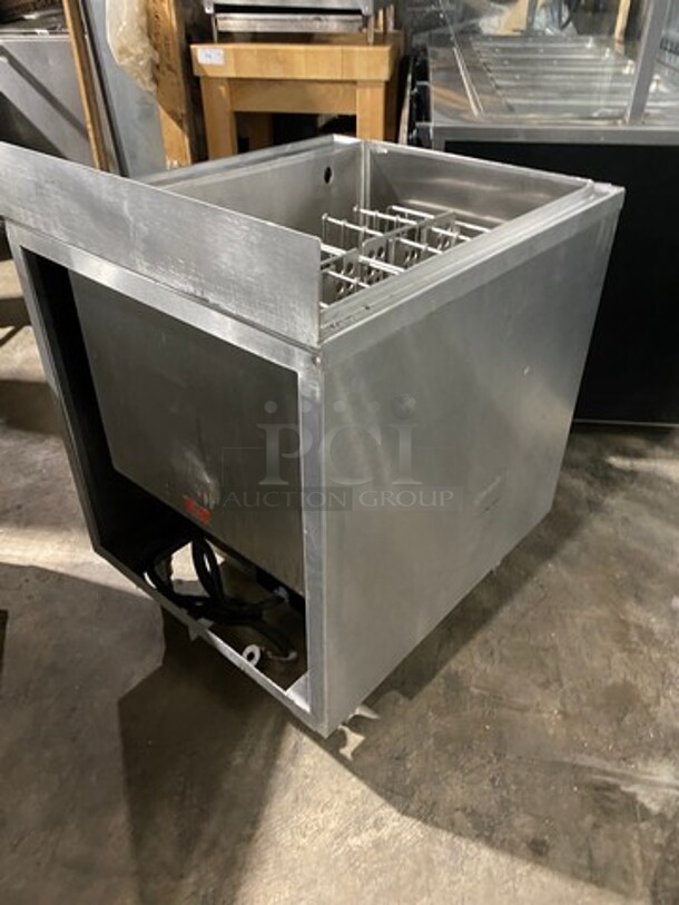 Elkay Commercial Pasta Cooker/ Rethermalizer! With Back Splash! All Stainless Steel! On Legs! WORKING WHEN REMOVED! Model: RTB14SL 208V 3 Phase - Image 4 of 12