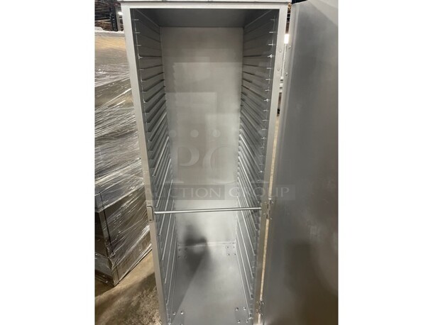 Commercial Enclosed Pan Transport Rack! All Stainless Steel! On Casters! - Image 5 of 6