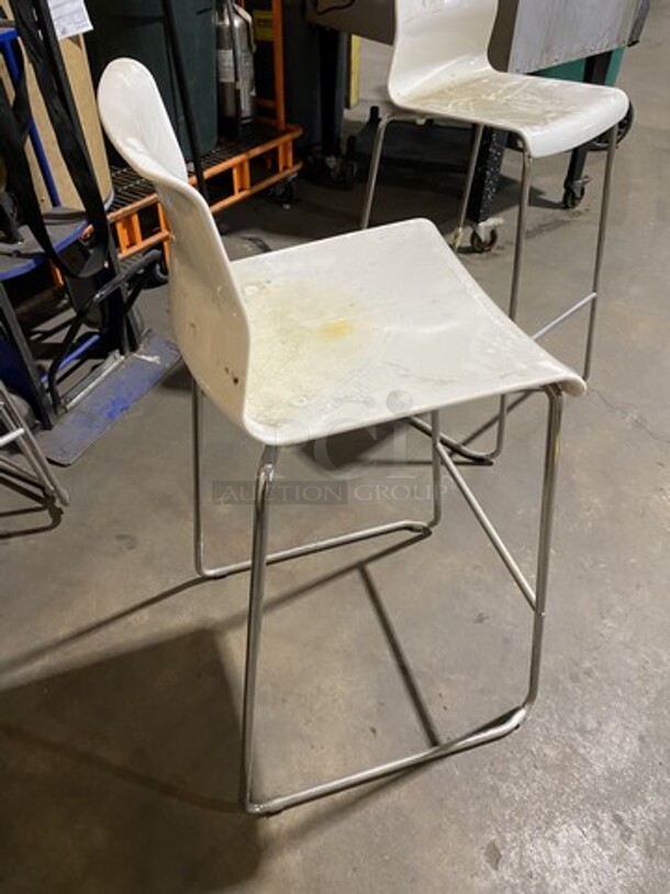 White Poly Counter Height Bar Stools! 4 X  Your Bid!  - Image 3 of 5