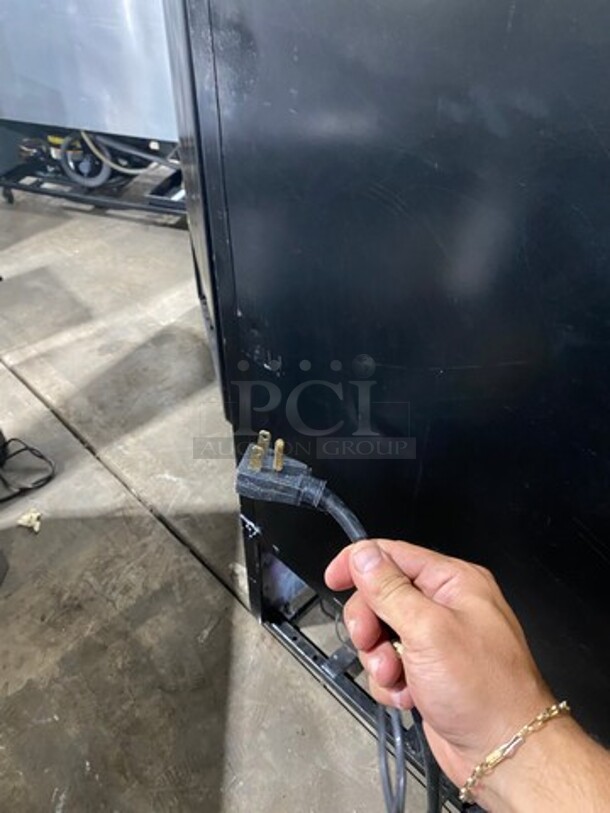 True Commercial 2 Door Reach In Refrigerator Merchandiser! With View Through Sliding Doors! Model: GDM37 SN: 12584300 115V 60HZ 1 Phase - Image 4 of 4