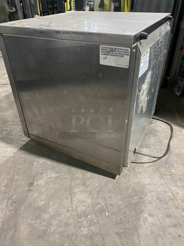 Continental Commercial Single Door Refrigerated Lowboy/Work Top Cooler! All Stainless Steel! Model: SW32N SN: 15987280 115V 60HZ 1 Phase - Image 4 of 11
