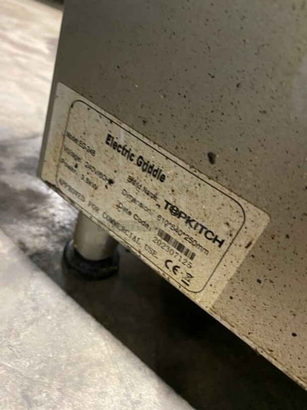 TopKitch Commercial Countertop Electric Powered Flat Top Griddle! With Back And Side Splashes! All Stainless Steel! On Small Legs! WORKING WHEN REMOVED! Model: EG24B 240V - Image 6 of 8