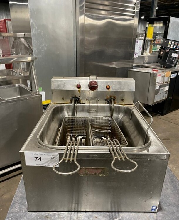 Cecilware Countertop Electric Powered Deep Fat Fryer! With Backsplash! All Stainless Steel! With Frying Baskets! - Item #1113806