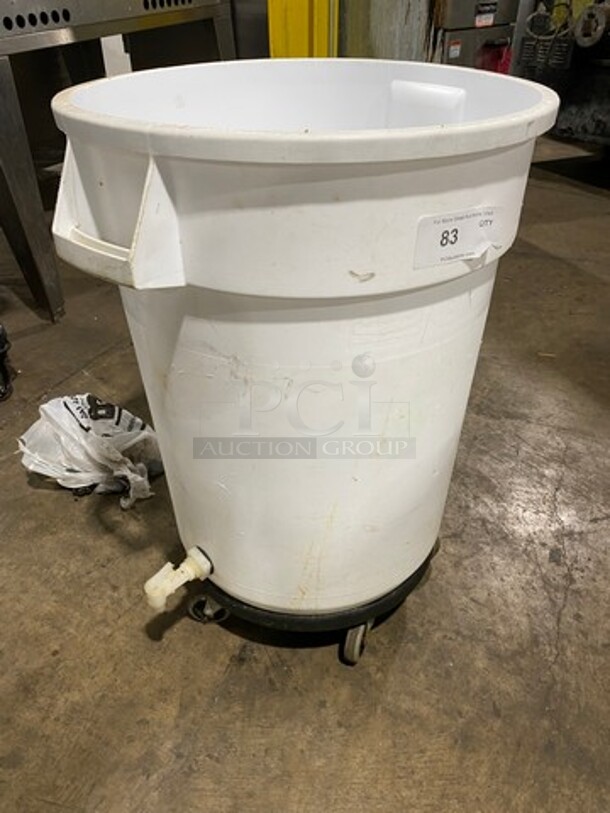 White Poly Trash Can! - Image 6 of 6