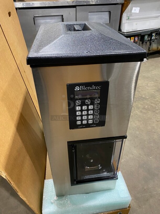 NEW IN BOX! BendTec Stainless Steel Countertop Commercial Blender! MODEL BDI503NARROW SN:BD10320123 120V - Image 3 of 11