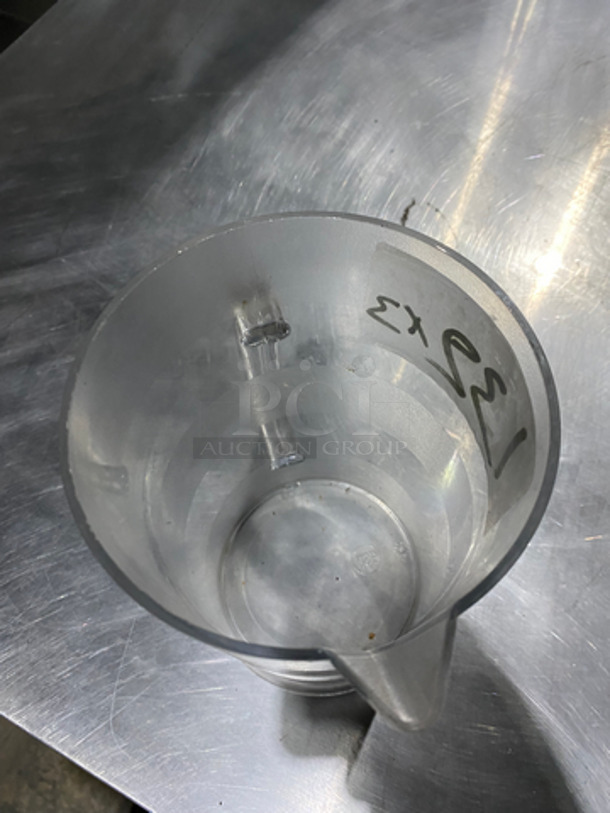 Poly Clear Beverage Pitcher! - Image 4 of 4