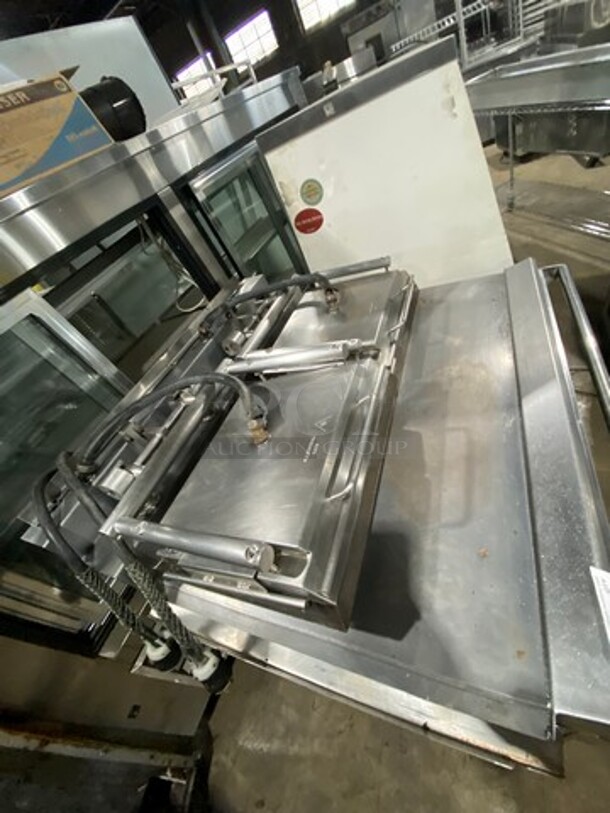 Garland Commercial Electric Powered Dual Sided Press Griddle! All Stainless Steel! On Casters! - Image 6 of 9