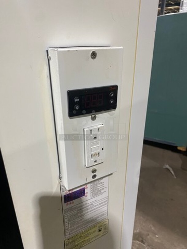 Pro Kold Commercial Refrigerated Deli/Bakery Display Case Merchandiser! With Curved Front Glass! With Rear Access Doors! Model: TEM2000 SN: C55180800187 120V - Image 8 of 9