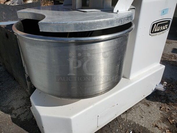 Nussex Bakery Equipment 120 Quart Mixer|220V.  - Image 4 of 11