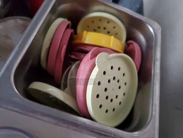 Seasoning container - Image 8 of 10