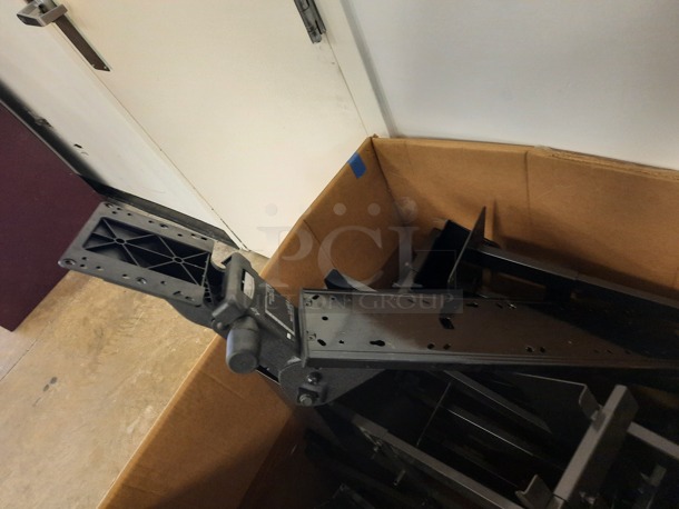 ALL ONE MONEY! Lot of Metal Mounts. (Main Building)  - Image 2 of 5