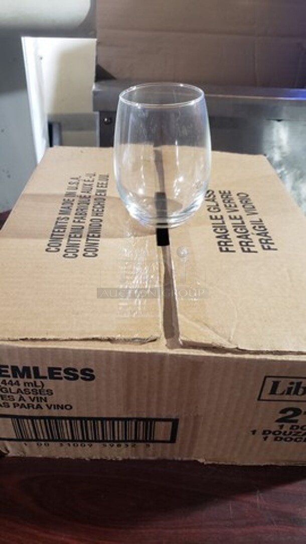 Lot of 12 Glasses