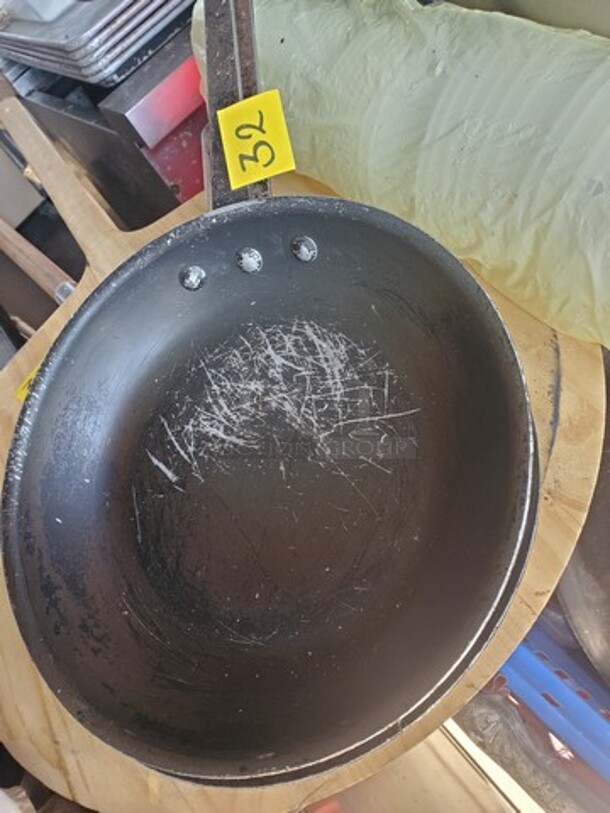 ALL ONE MONAY Lot of 2 fry pan! - Image 2 of 2