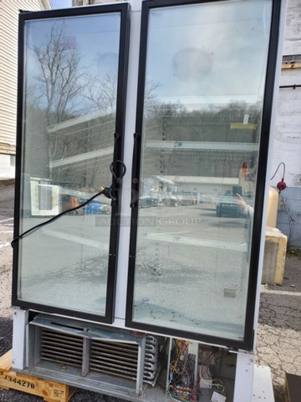 MB-Maters Bilt BLG-48HD 2 glass door merchandiser 115Volts Working! 50X33X76 - Image 2 of 4