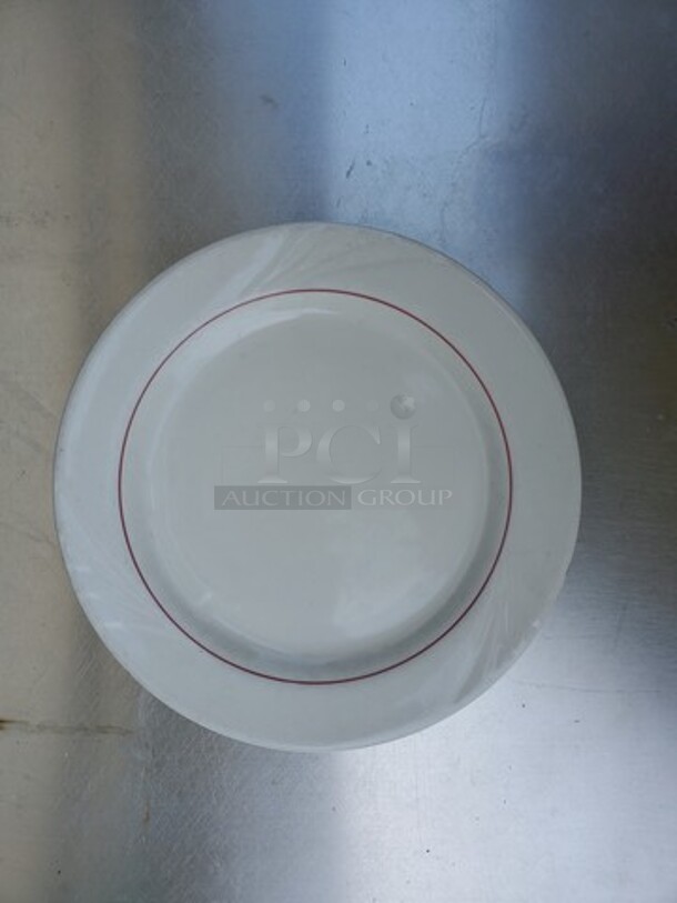 9" Round Porcelain Dinner Plate BIDX20  - Image 1 of 4