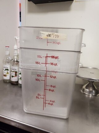 18QT Square Food Storage Container
