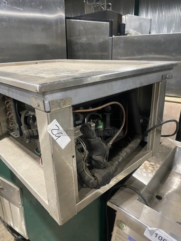 Moduserve Commercial Cold Food Unit! All Stainless Steel! Holds Full Size Sheet Pans! Model: MCTCFSP1S SN: 1122337 120V60HZ 1 Phase - Image 2 of 8