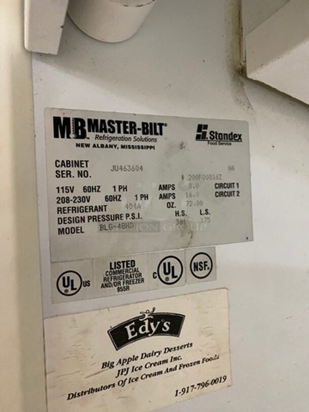 Master Bilt Commercial 2 Door Reach In Freezer Merchandiser! With View Through Doors! Poly Coated Racks! Model: BLG48HD SN: JU463604 115V 60HZ 1 Phase - Image 8 of 9