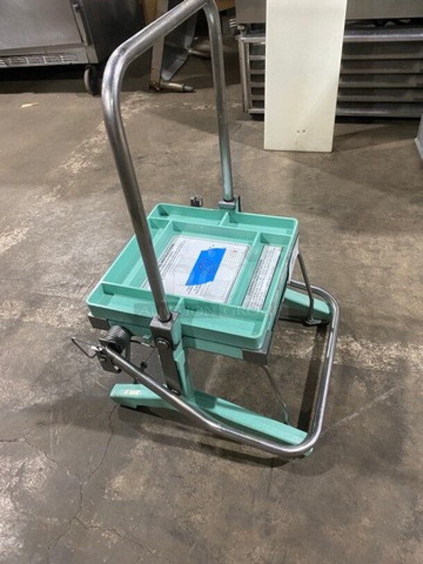 Silver King Commercial Countertop Manual Lettuce Head Chopper/ Cutter! Model: SKK2 SN: 1327615 - Image 2 of 7