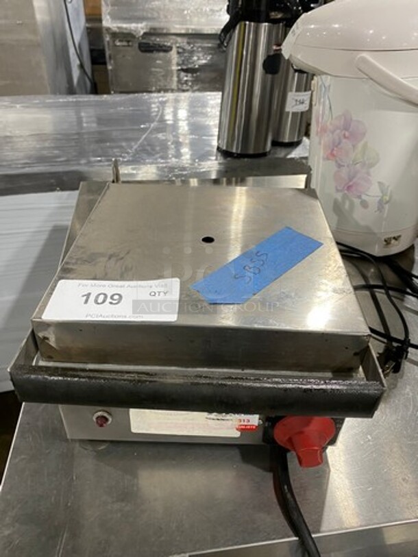 Commercial Countertop Panini/Sandwich Grill! All Stainless Steel! Press With Flat Surface! - Image 1 of 8
