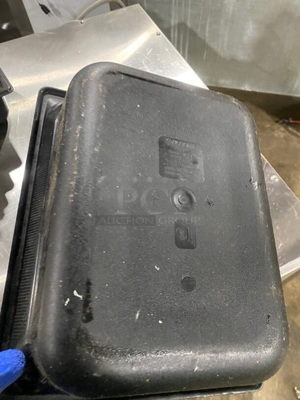 ALL ONE MONEY! Vollrath Commercial 1/8 Poly Drop In Pan! - Image 4 of 5