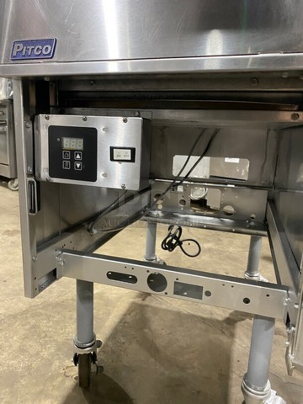 Pitco Commercial Electric Powered Crisp-N-Hold/Fry Warmer Dumping Station! With Backsplash! All Stainless Steel! On Legs! Model: PCF18 SN: E19KD070535 120V 60HZ 1 Phase - Image 6 of 8