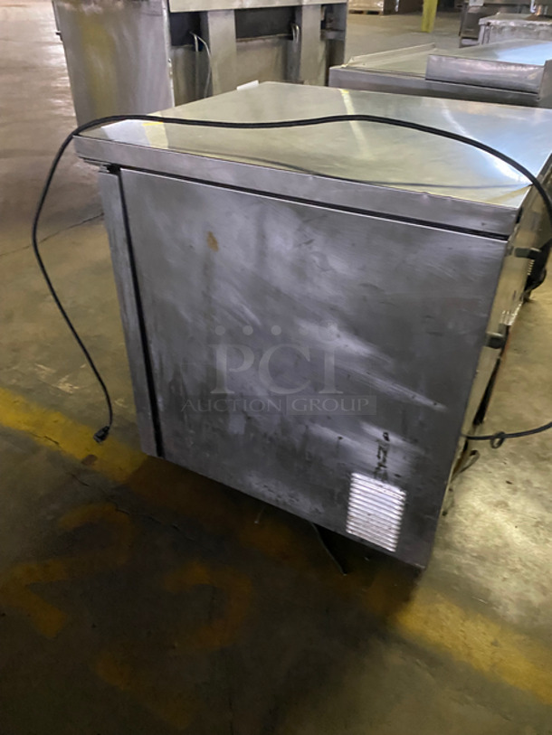 True Commercial Under The Counter Single Door Cooler! With Poly Coated Rack! All Stainless Steel! Model: TUC27LP SN: 13948259 115V 60HZ 1 Phase - Image 4 of 7