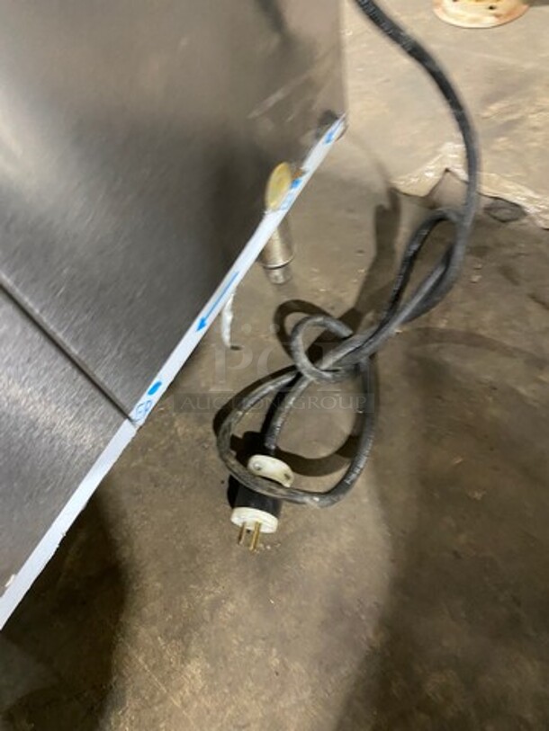 AMAZING! Perlick Commercial 4 Door Bar Back Cooler! With Poly Coated Racks! All Stainless Steel! On Legs! Remote Compressor/No Compressor! Model: BR96 SN: 676683 115V 60HZ 1 Phase - Image 10 of 10