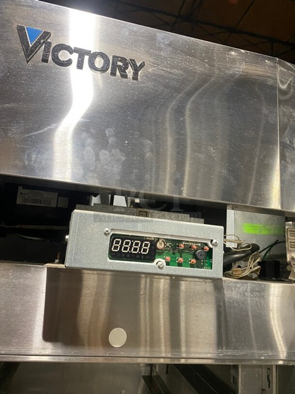 Victory Commercial Reach In Cooler! With 2 Split Doors! All Stainless Steel! On Legs! WORKING WHEN REMOVED! - Image 6 of 11