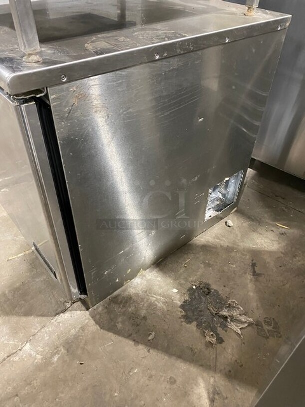 Everest Commercial Single Door Lowboy/ Worktop Cooler! All Stainless Steel! Model: ETBR1 SN: BTBR112100008 115V 60HZ 1 Phase - Image 2 of 8