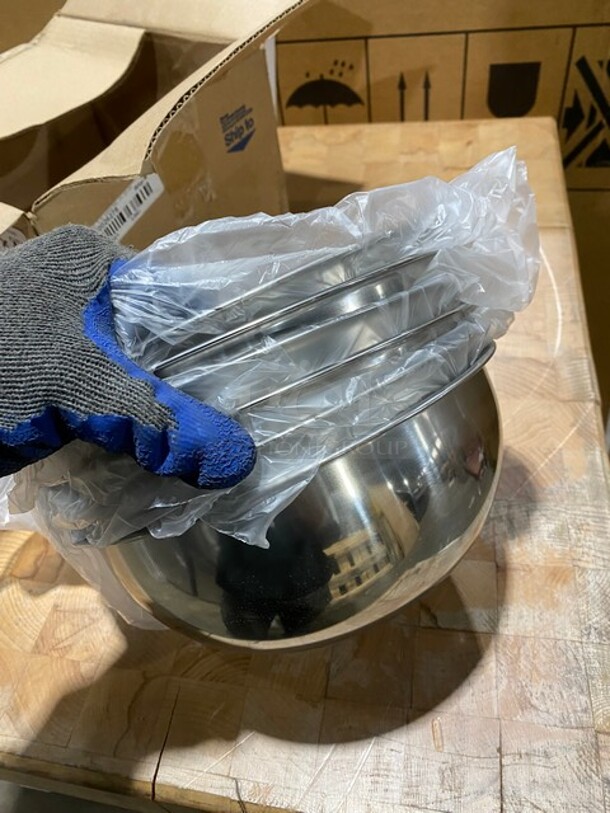 NEW! Vollrath 3QT Stainless Steel Mixing Bowls! 6x Your Bid! MODEL 69030 SN: 029419038336 - Image 3 of 7