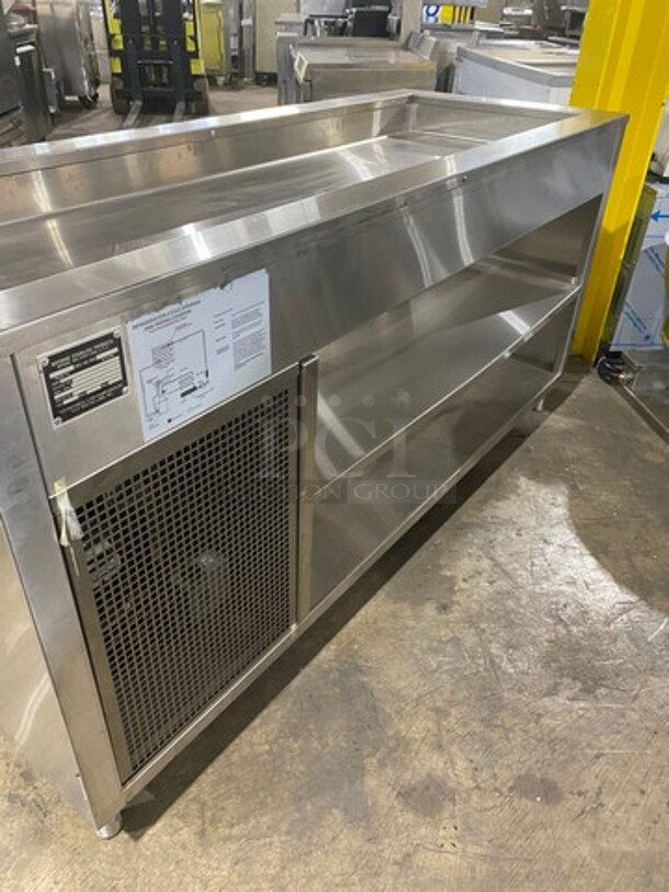 OUT OF THE BOX! NEVER USED! Bayonne Commerical 5 Bay Cold Pan/Cold Food Buffet Counter! With Folding Serving Counter! With 2 Shelf Storage Underneath! All Stainless Steel! On Legs! Model: CPM-72 SN: 7195 120V 60HZ 1 Phase - Image 4 of 8