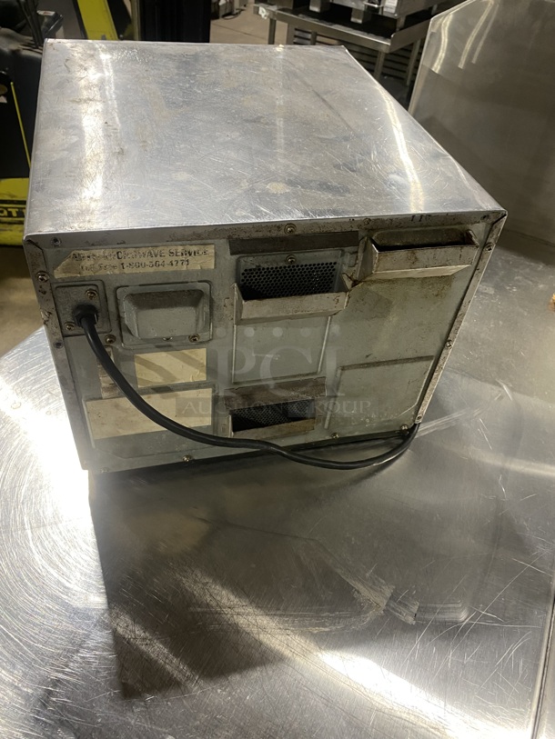 Panasonic Heavy Duty Commercial Microwave Oven! Eletric Powered! Working When Removed! MODEL:NE-1757R! - Image 6 of 7