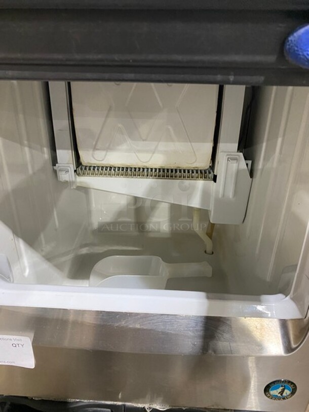 Hoshizaki Stainless Steel Commercial Self-Contained Ice Machine! MODEL KM-61BAH SN: E05035A  - Image 5 of 10