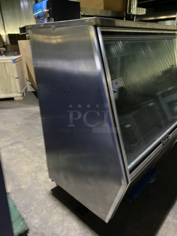Leader Commercial Refrigerated Display Case! With Slanted Front Glass! With Sliding Rear Access Glass Doors! Stainless Steel Body! Model: HDL48 SN: PS101362 115V 60HZ 1 Phase - Image 3 of 11