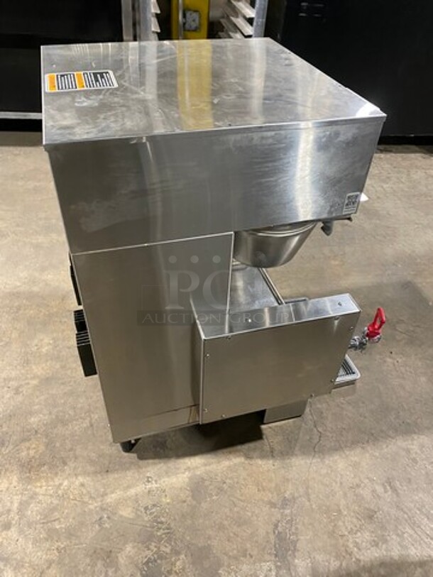 Bunn Commercial Countertop Dual Coffee Brewing Machine! All Stainless Steel! On Small Legs! Model: DUALSHDBC SN: DUAL128596 120/208V 60HZ 1 Phase - Image 4 of 9