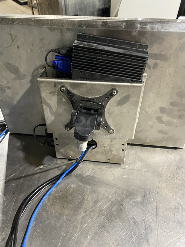 Kitchen Armor On Deck Order Monitor! - Image 3 of 6