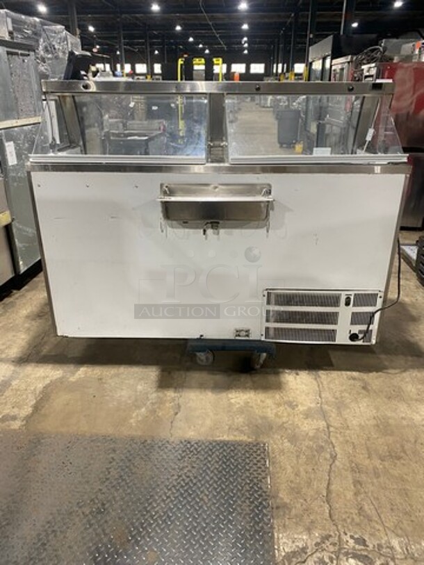 Master Bilt Commercial Ice Cream Dipping Cabinet Merchandiser! With Sneeze Guard! Model DD66LCG Serial 134401SAA01! 115V 1Phase! - Image 2 of 9