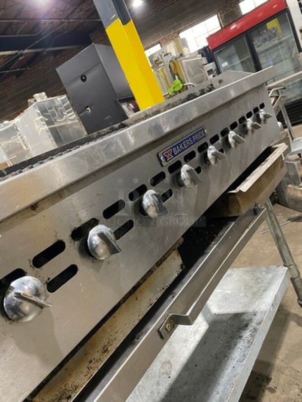 LATE MODEL! Bakers Pride Commercial Natural Gas Powered Char Broiler Grill! On Equipment Stand! With Storage Space Underneath! All Stainless Steel! On Casters! WORKING WHEN REMOVED! - Image 6 of 8