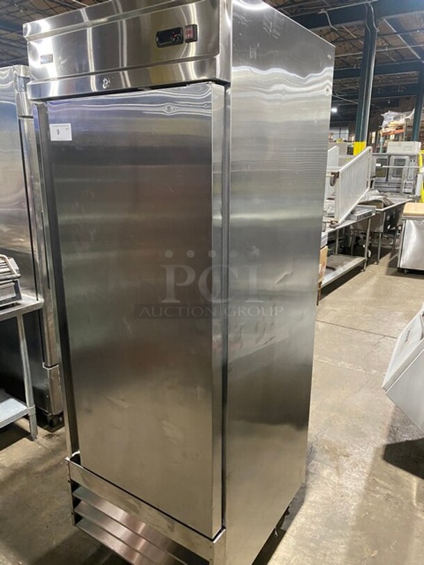 Summit Stainless Steel Commercial One door Reach In Cooler! On Commercial Casters! MODEL SCRR231! 115V 1 Phase!   - Image 2 of 11