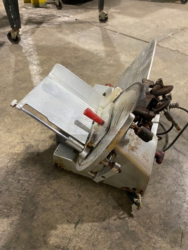 Berkel Commercial Countertop Deli/ Meat Slicer! All Stainless Steel! Model: REM301 SN: 00578 115V 60HZ 1 Phase - Image 3 of 8