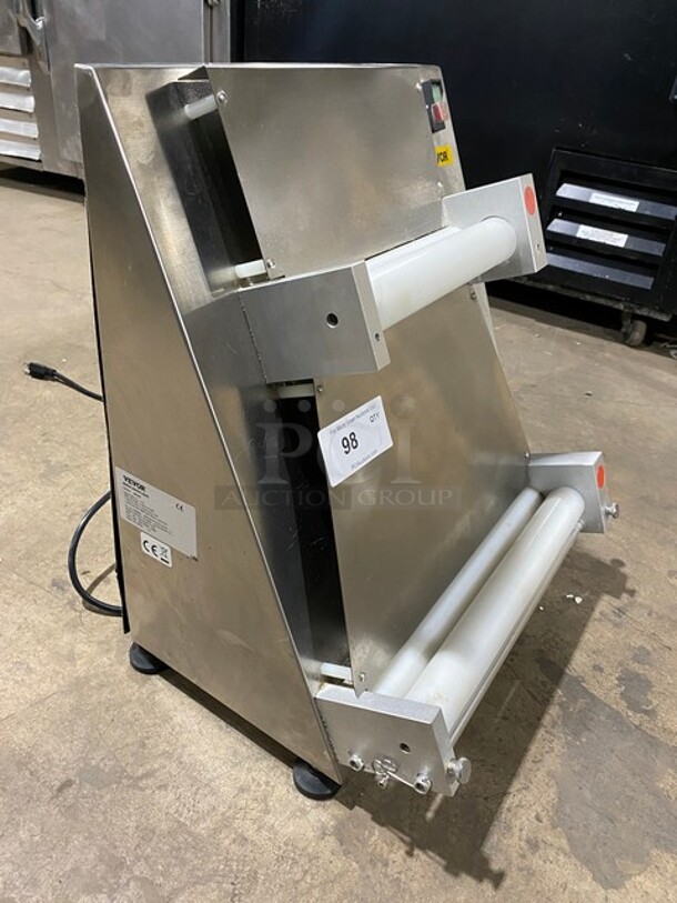 Vevor Commercial Stainless Steel Pizza Dough Roller Sheeter! MODEL APD40 SN: 2209098 - Image 2 of 8