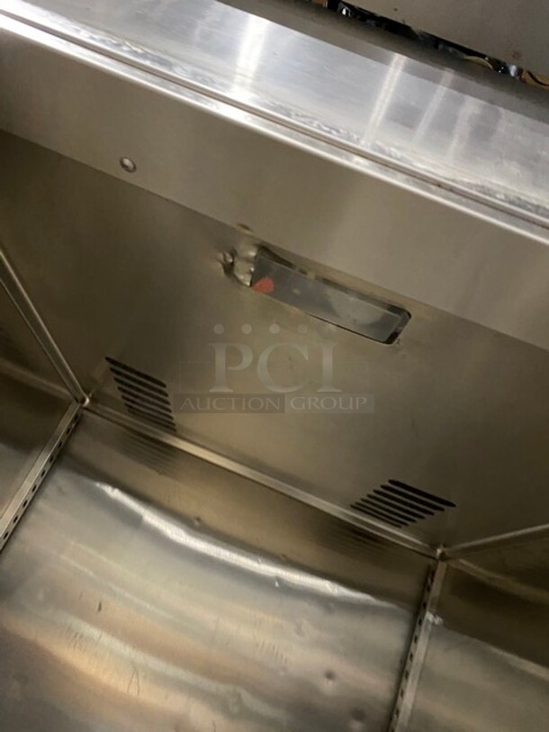 Victory Commercial Single Door Reach In Freezer! All Stainless Steel! On Legs! - Image 6 of 8