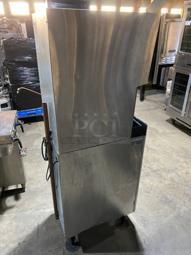 Hoshizaki Commercial Refrigerated Ice Maker/Dispenser And Water Dispenser! All Stainless Steel! On Legs! Model: DCM-270BAH-OS SN: T02447H 115/120V 60HZ 1 Phase - Image 4 of 6