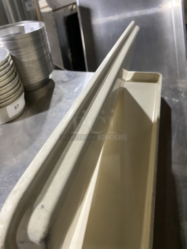 Poly Pastry Commercial Display Tray - Image 2 of 4