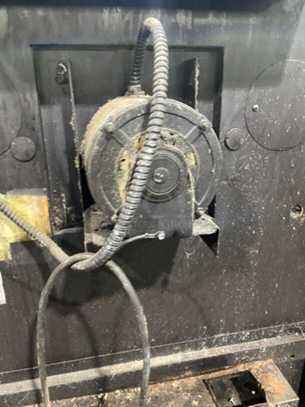 Blodgett Zephaire Edition Commercial Double Deck Convection Oven! With Solid Doors! Metal Oven Racks! Stainless Steel! On Legs! 2x Your Bid Makes One Unit! - Image 5 of 12